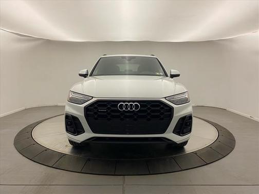 2025 Audi Q5 45 S line quattro Premium