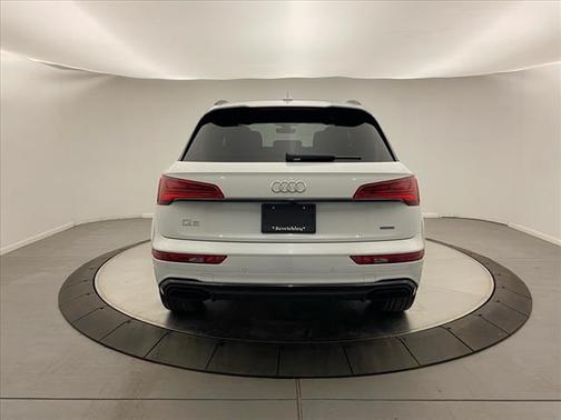 2025 Audi Q5 45 S line quattro Premium