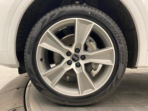 2025 Audi Q5 45 S line quattro Premium