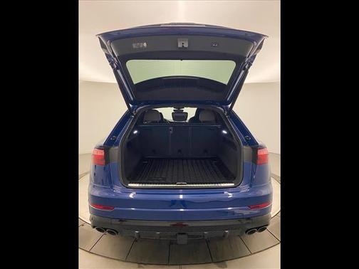 2025 Audi SQ8 4.0T quattro Premium Plus