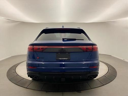 2025 Audi SQ8 4.0T quattro Premium Plus