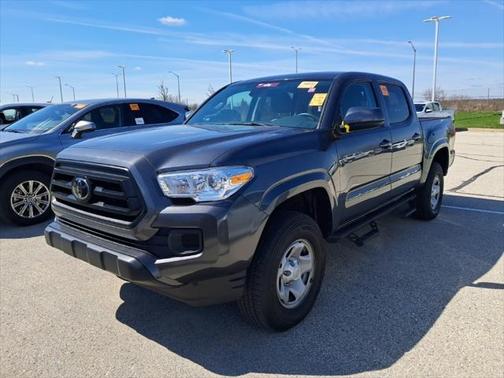 2022 Toyota Tacoma SR
