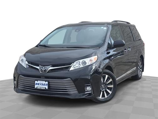 2019 Toyota Sienna XLE