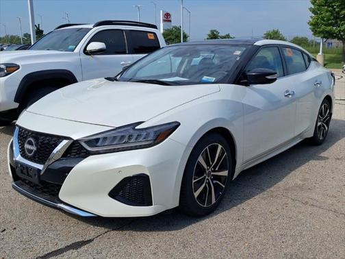 2023 Nissan Maxima SL