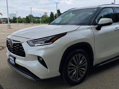 2021 Toyota Highlander Platinum
