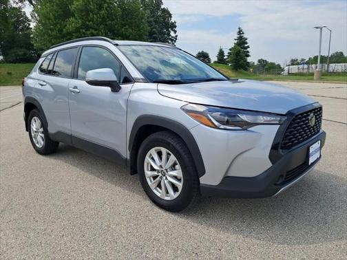2024 Toyota Corolla Cross LE
