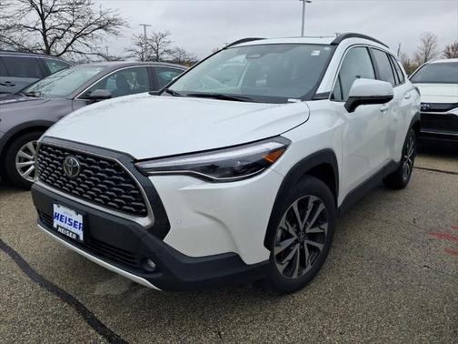 2024 Toyota Corolla Cross XLE
