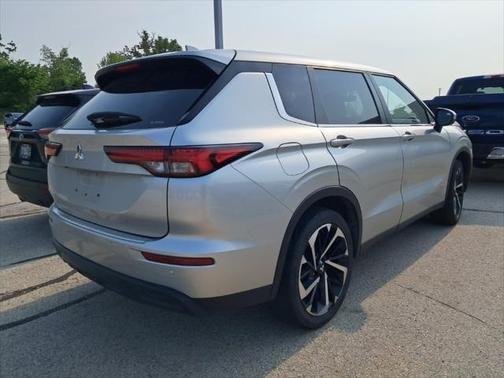 2022 Mitsubishi Outlander ES 2.5 S-AWC