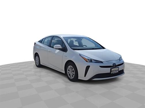 2020 Toyota Prius LE