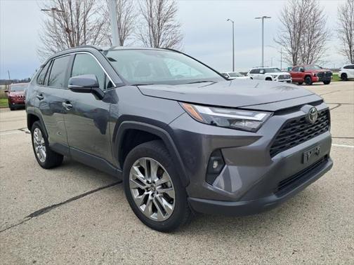 2022 Toyota RAV4 XLE Premium