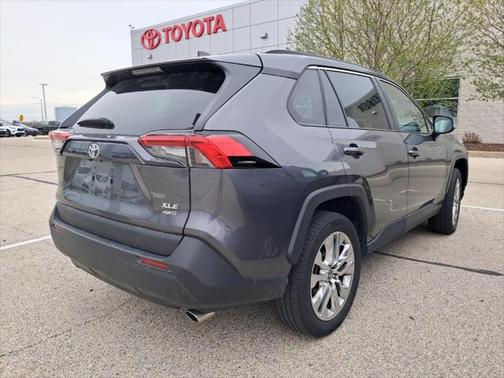 2022 Toyota RAV4 XLE Premium