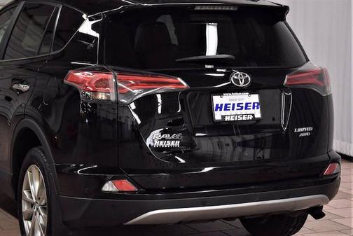 2017 Toyota RAV4 Limited