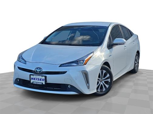 2022 Toyota Prius XLE