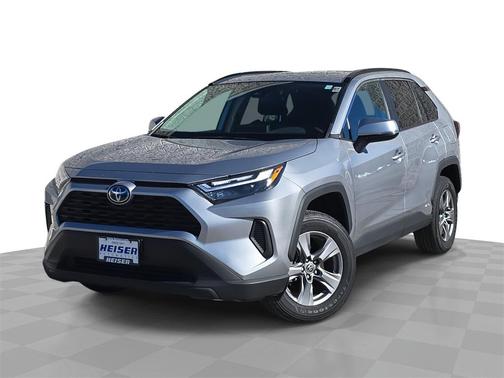 2022 Toyota RAV4 Hybrid XLE