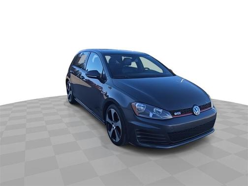 2015 Volkswagen Golf GTI 2.0T SE 4-Door