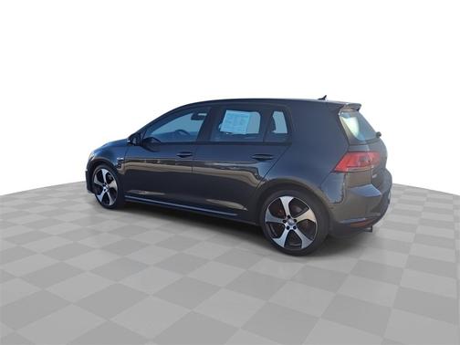 2015 Volkswagen Golf GTI 2.0T SE 4-Door