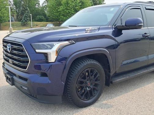 2023 Toyota Sequoia SR5