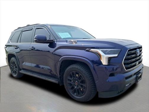 2023 Toyota Sequoia SR5