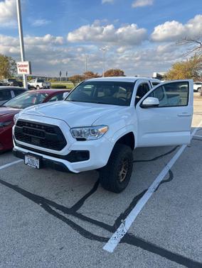 2022 Toyota Tacoma SR