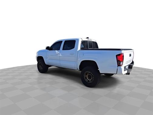 2022 Toyota Tacoma SR