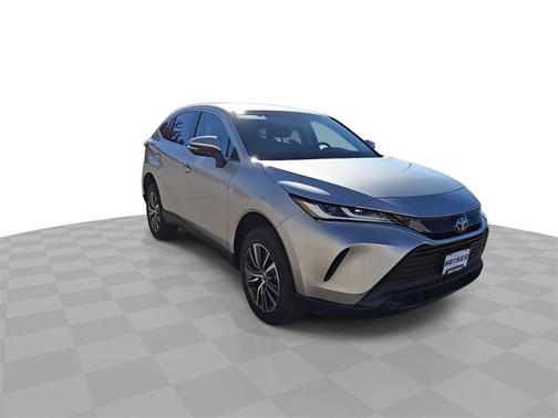 2024 Toyota Venza LE