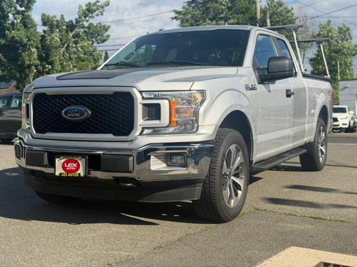 Ingot Silver Metallic 2019 Ford F-150 XL