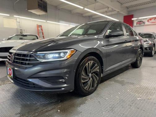 2019 Volkswagen Jetta 1.4T SEL Premium