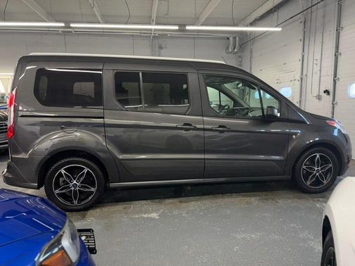 2018 Ford Transit Connect XLT w/Rear Liftgate