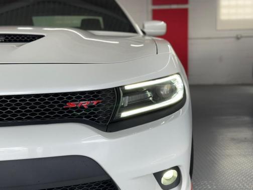 2016 Dodge Charger SRT 392