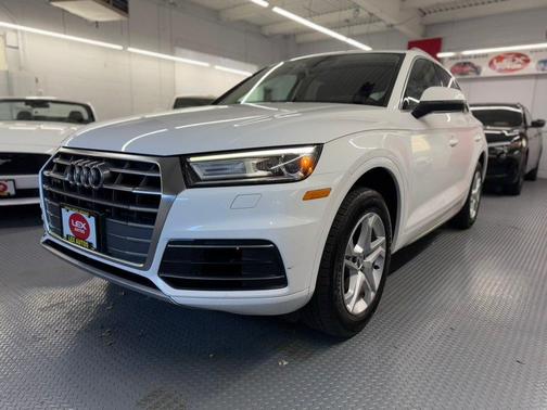 2019 Audi Q5 45 Premium