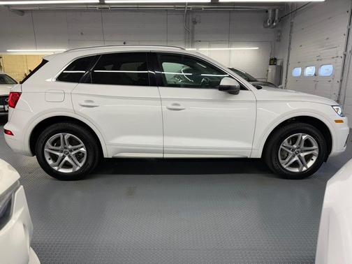 2019 Audi Q5 45 Premium