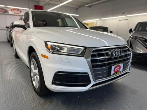 2019 Audi Q5 45 Premium