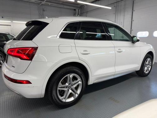 2019 Audi Q5 45 Premium