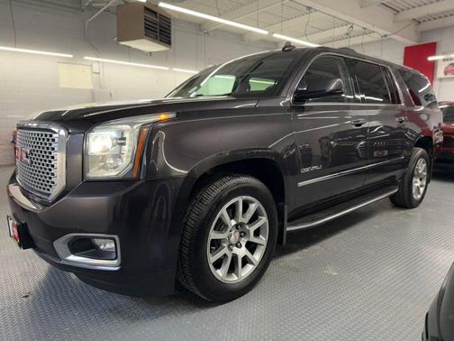 2017 GMC Yukon XL Denali