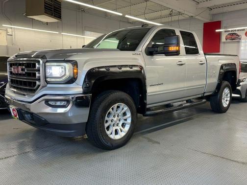Quicksilver Metallic 2016 GMC Sierra 1500 SLE