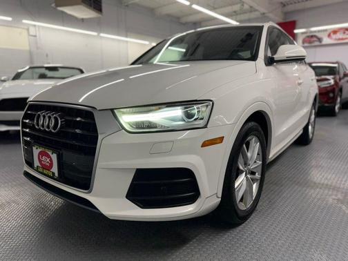 2017 Audi Q3 2.0T Premium