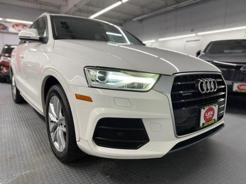 2017 Audi Q3 2.0T Premium