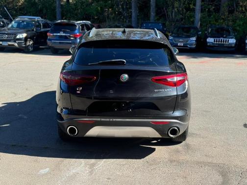 2019 Alfa Romeo Stelvio Ti Sport
