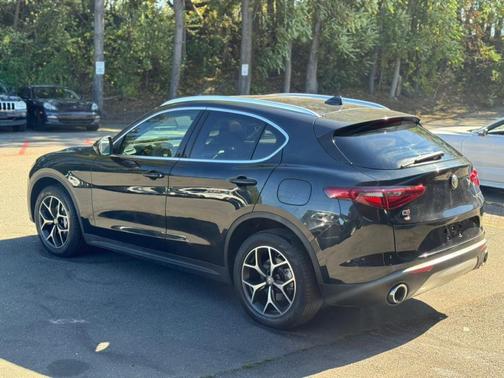 2019 Alfa Romeo Stelvio Ti Sport