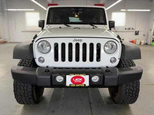 Bright White Clearcoat 2017 Jeep Wrangler Unlimited Sport