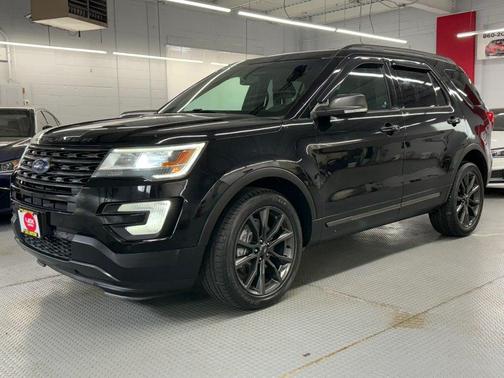 Shadow Black 2017 Ford Explorer XLT