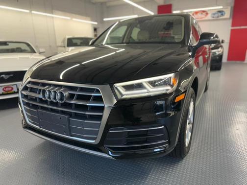 2018 Audi Q5 2.0T Tech Premium