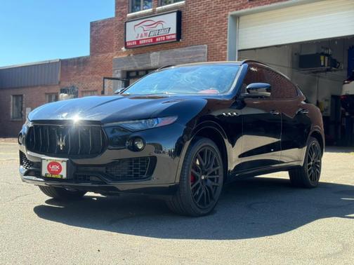 2018 Maserati Levante Base