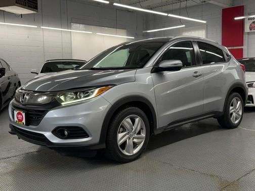 Lunar Silver Metallic 2019 Honda HR-V EX