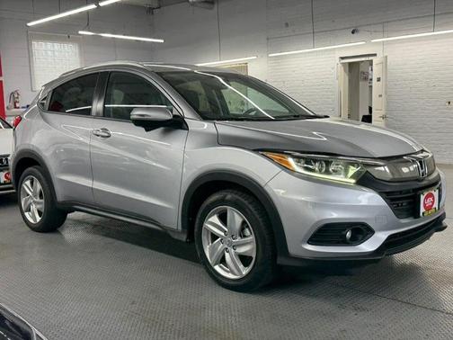 Lunar Silver Metallic 2019 Honda HR-V EX