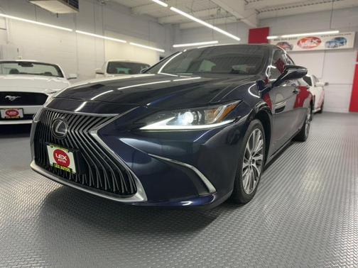 2019 Lexus ES 350 Base