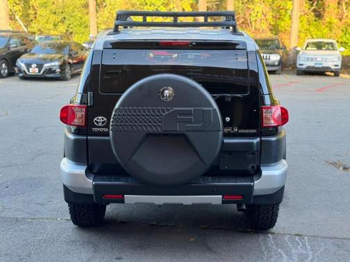 2010 Toyota FJ Cruiser Base