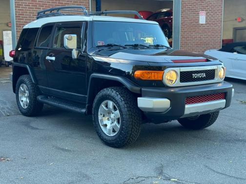 2010 Toyota FJ Cruiser Base