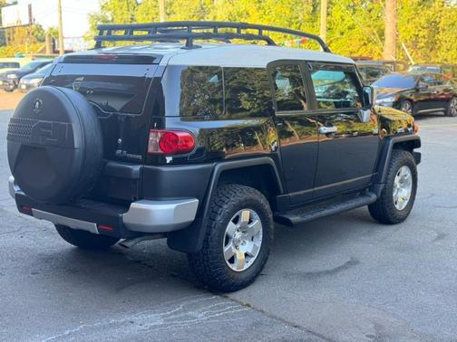 2010 Toyota FJ Cruiser Base