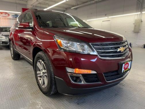 2017 Chevrolet Traverse 2LT